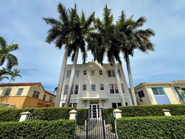 Building Photo - 1027 Pennsylvania Ave