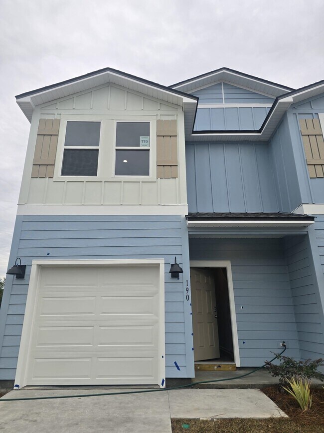 Foto del edificio - 190 Turpentine Dr