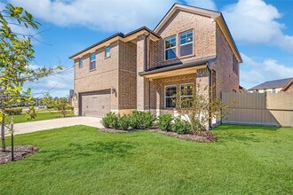 Building Photo - 17681 Rosette Grass Dr