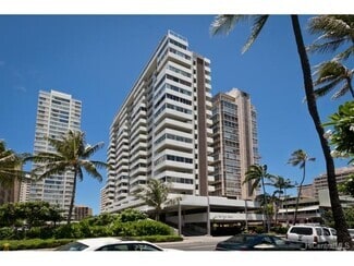 Building Photo - 2421 Ala Wai Blvd