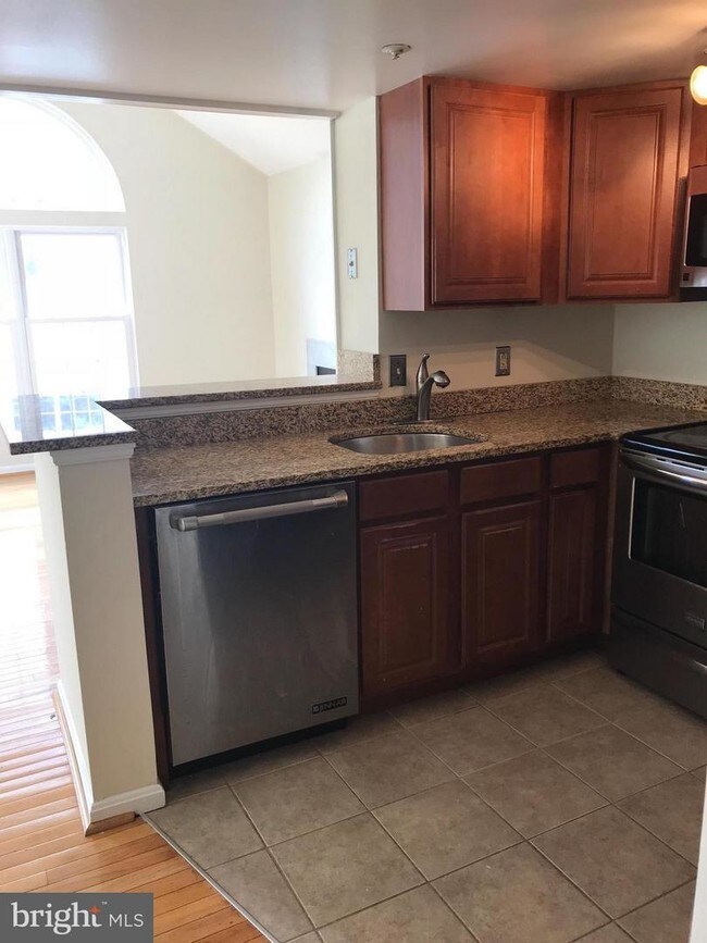 14225 Bowsprit Ln Unit 507, Laurel, MD 20707 Condo for Rent in Laurel