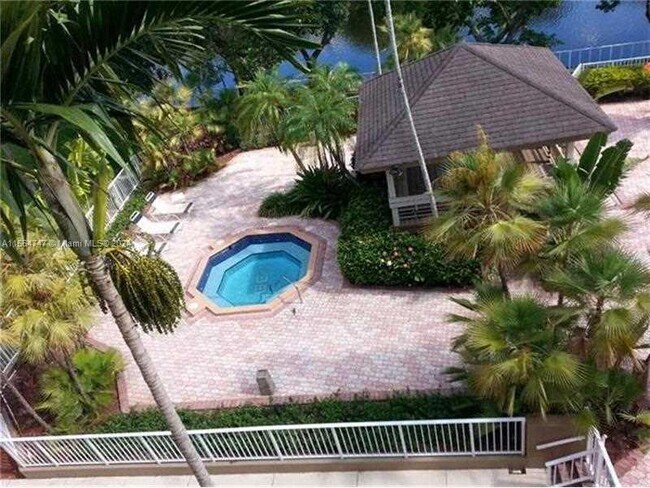 Foto del edificio - 7715 SW 86th St