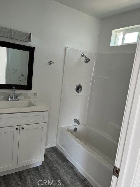 Foto del edificio - 9025 Gullo Ave