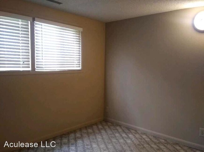 Foto del edificio - 106 Cherry Hills Ct