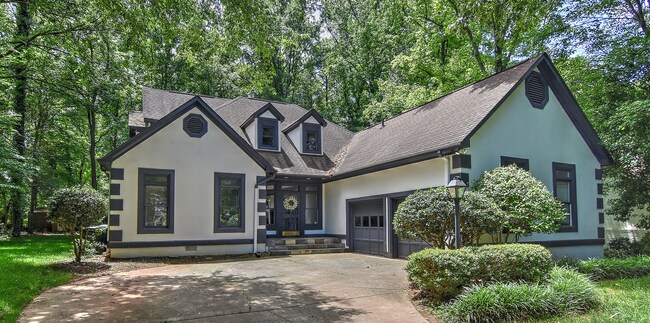 Photo - 801 Brightwood Ln House