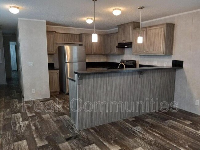 Building Photo - 127 Shady Brook Hts