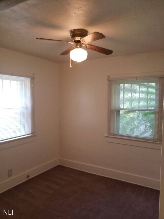 Building Photo - 2 br, 1 bath House - 1329 Third St