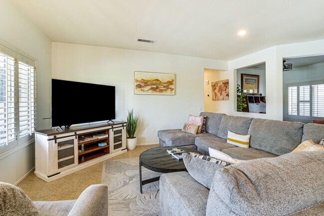 Foto del edificio - 16426 W Boulder Vista Dr