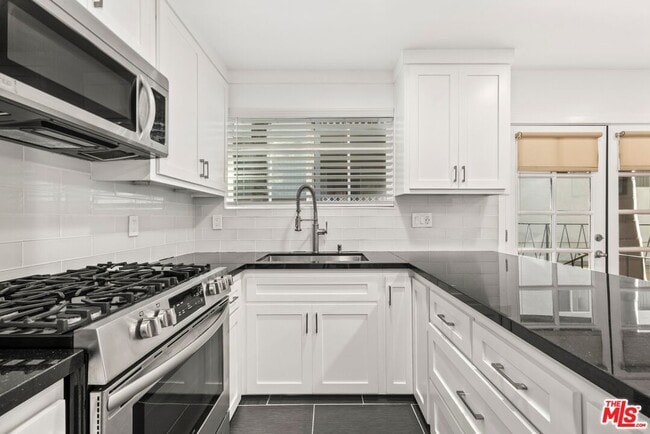 Foto del edificio - 927 Euclid St