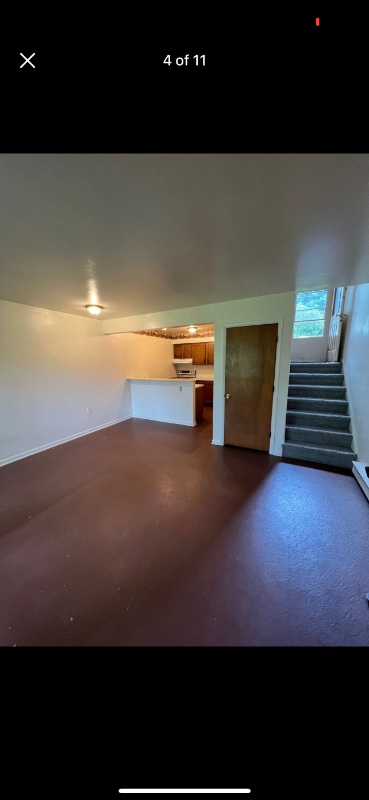 Building Photo - 185 S RR St