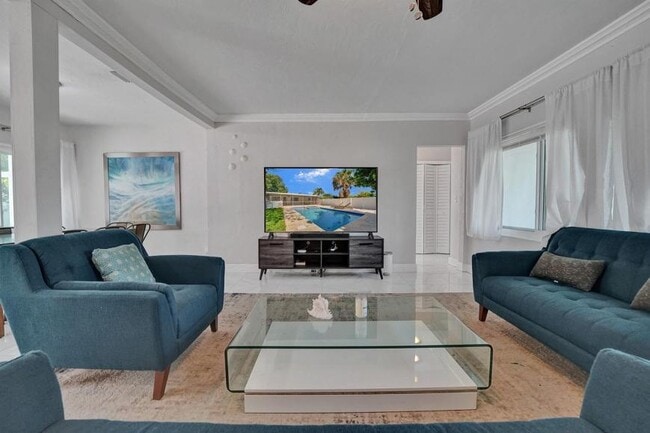 Foto del edificio - 3 bedroom in Dania Beaach FL 33004