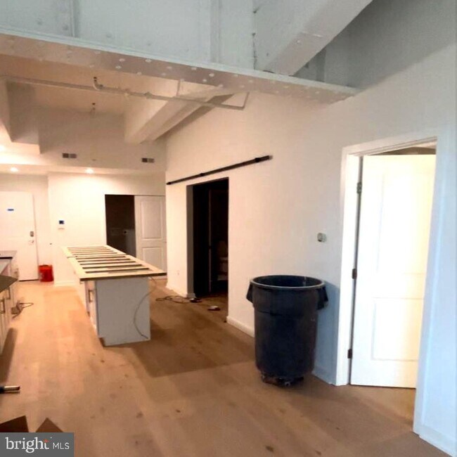 Foto del edificio - 36 N Narberth Ave