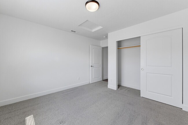 Foto del edificio - 1713 Willow Way