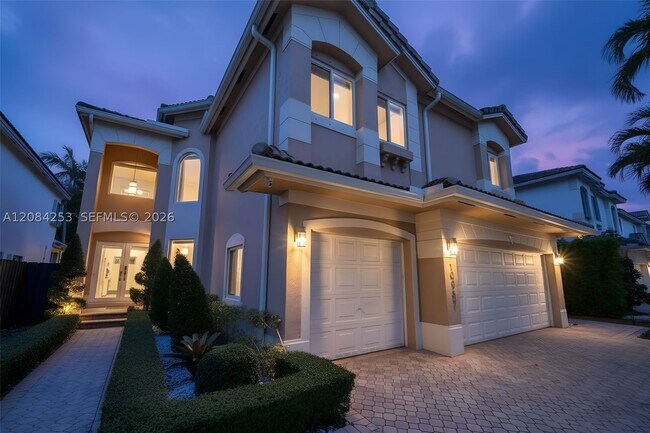 Building Photo - 10957 NW 73rd Terrace