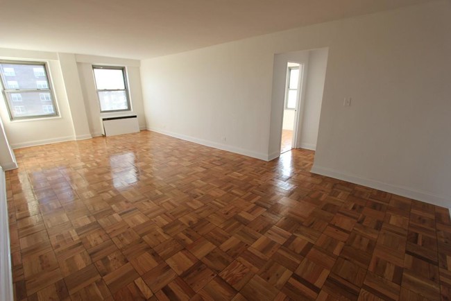 Building Photo - 12510 Queens Blvd