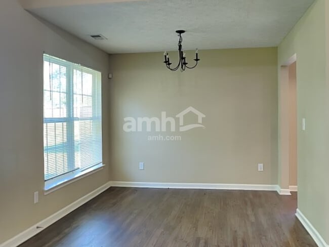 Foto del edificio - 2517 Kanlow Dr