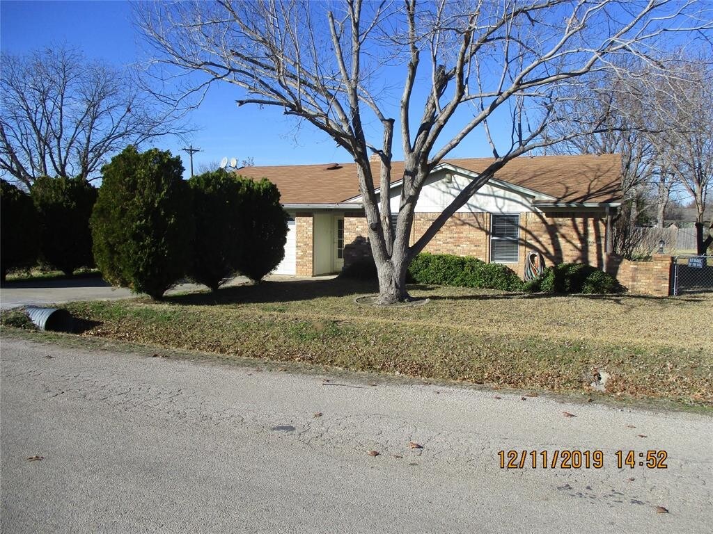 1736 Tanglewood Dr, Azle, TX 76020 House for Rent in Azle, TX