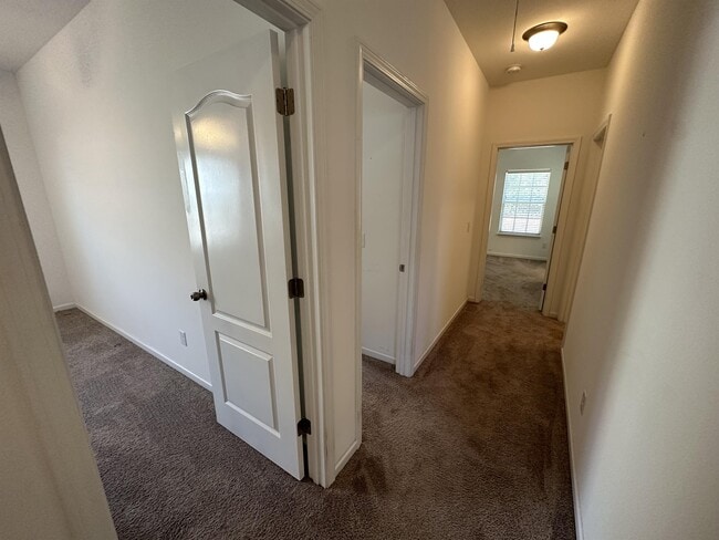 Building Photo - 505 Slate Ct