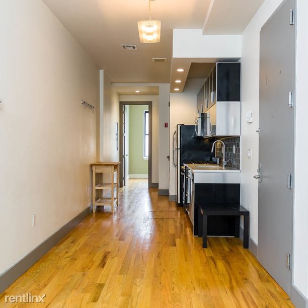 Building Photo - 2 br, 1 bath Apartment - 76 George St Apt 2R