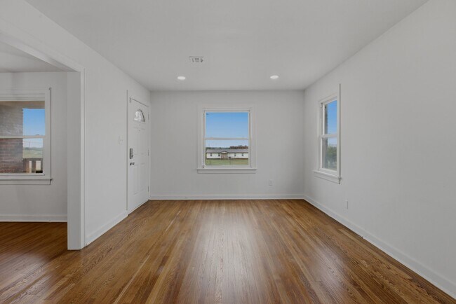 Foto del edificio - 2020 NE 30th St