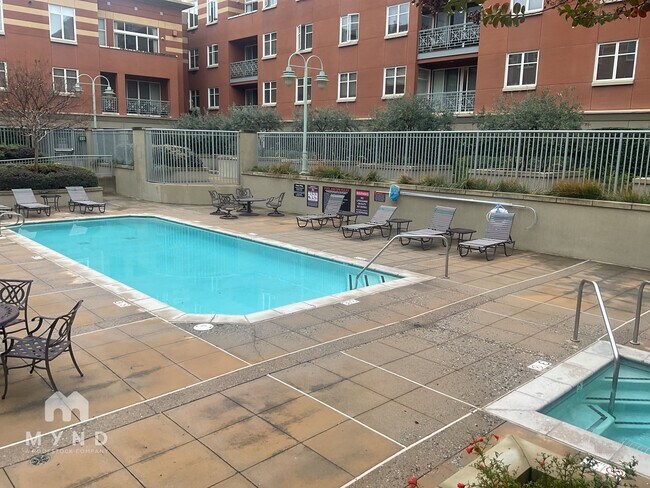 Foto del edificio - 130 E San Fernando St