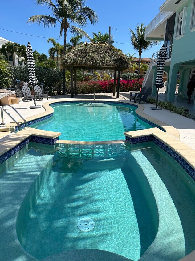 Piscina con jacuzzi - 196 Lorelane Pl