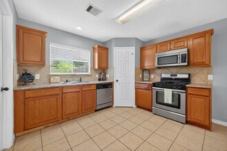 Building Photo - 12007 Green Bluff Ct Building Photo - 12007 Green Bluff Ct