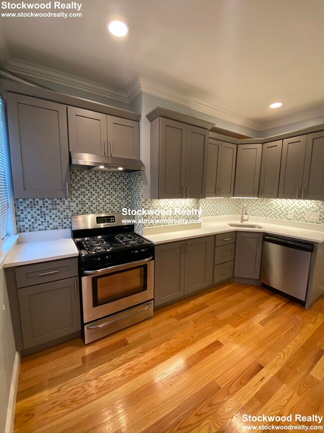 Foto del edificio - 841 Dorchester Ave