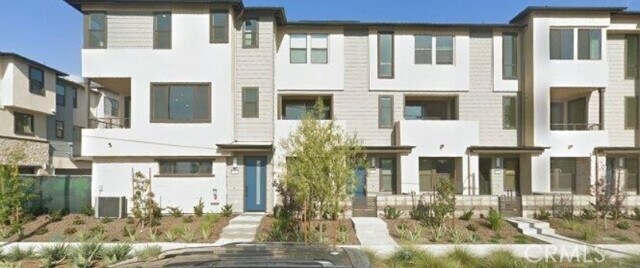 Foto principal - 2963 W Lincoln Ave