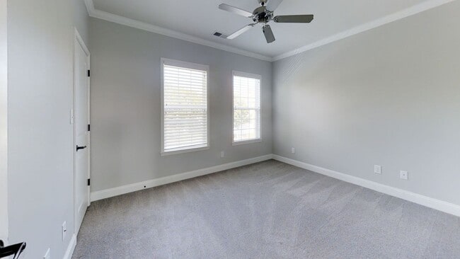 Building Photo - 314 South: 2 Bedroom, 2.5 Bath Townhome