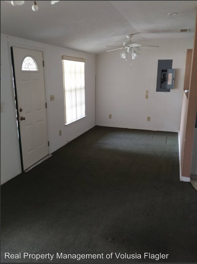 Building Photo - 2 br, 1 bath House - 1584 Selma Ave