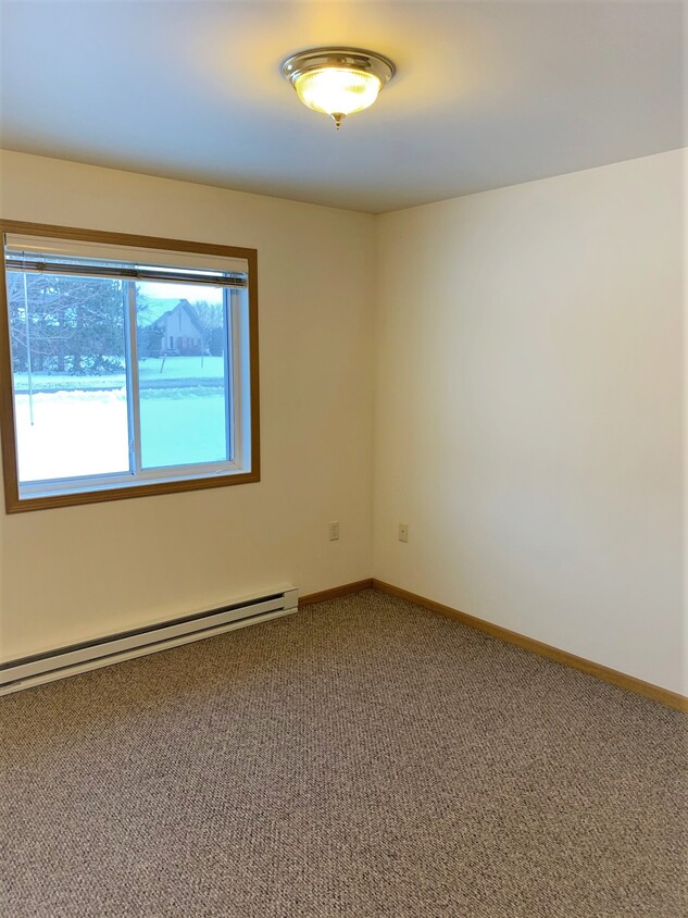 Building Photo - 3408 Gateway Dr