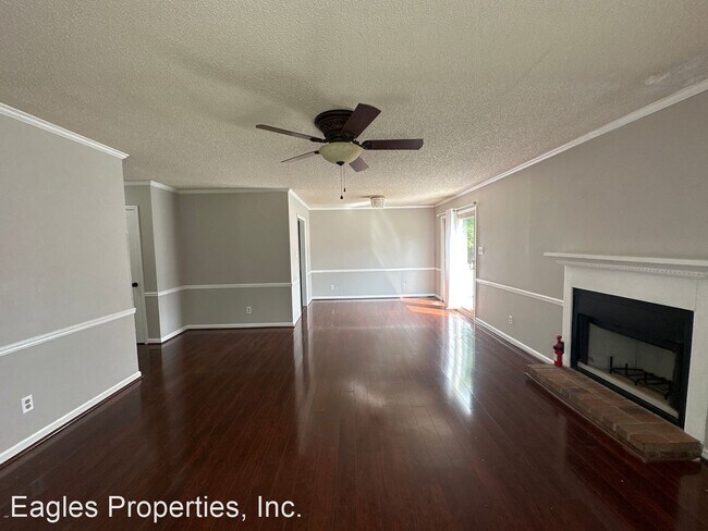 Building Photo - 3 br, 2 bath House - 1103 Berry Street