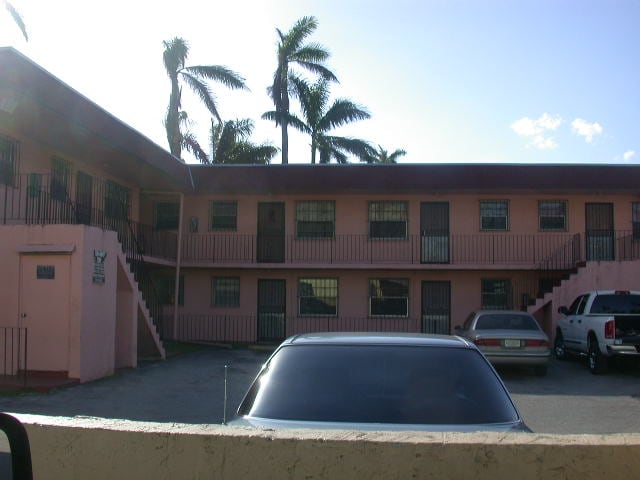 Building Photo - 1611 NW 19th St