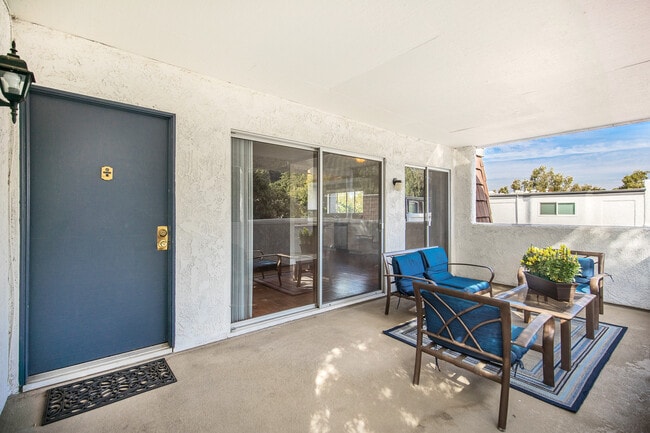 Foto del edificio - 3709 Summershore Ln