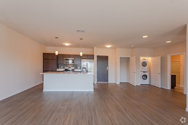 1HAB, 1BA - 1D - XL - Luxe Apartments