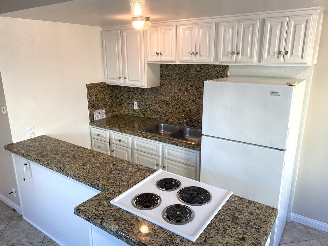 209 4th St, Seal Beach, CA 90740 House Rental in Seal Beach, CA