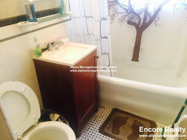 Foto del edificio - 349 Pleasant St