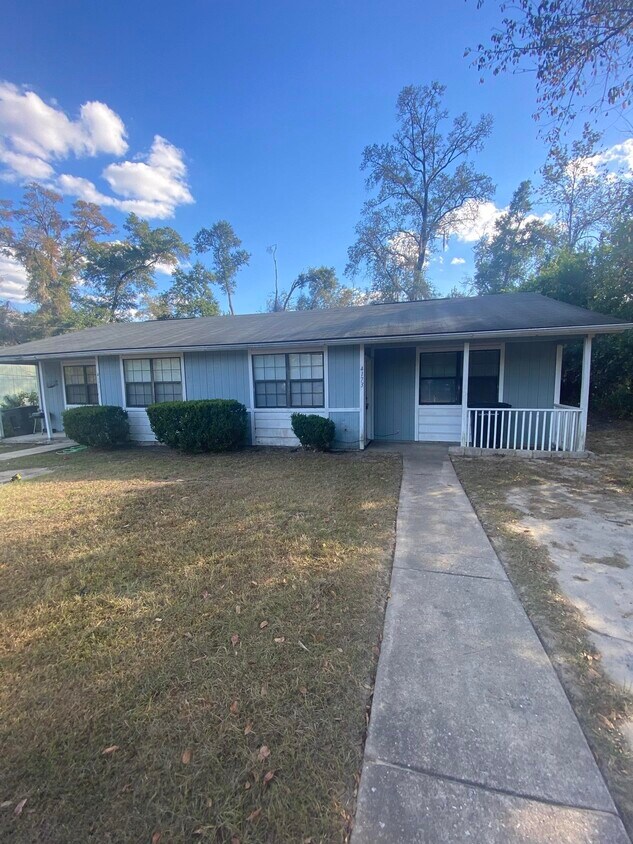 Primary Photo - 4173 Jackson Bluff Rd