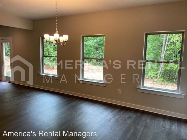 Foto del edificio - 3 br, 2 bath House - 11002 Woodland Drive