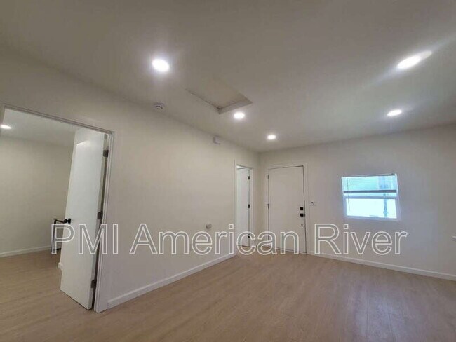 Foto del edificio - 5403 Martin Luther King Jr Blvd