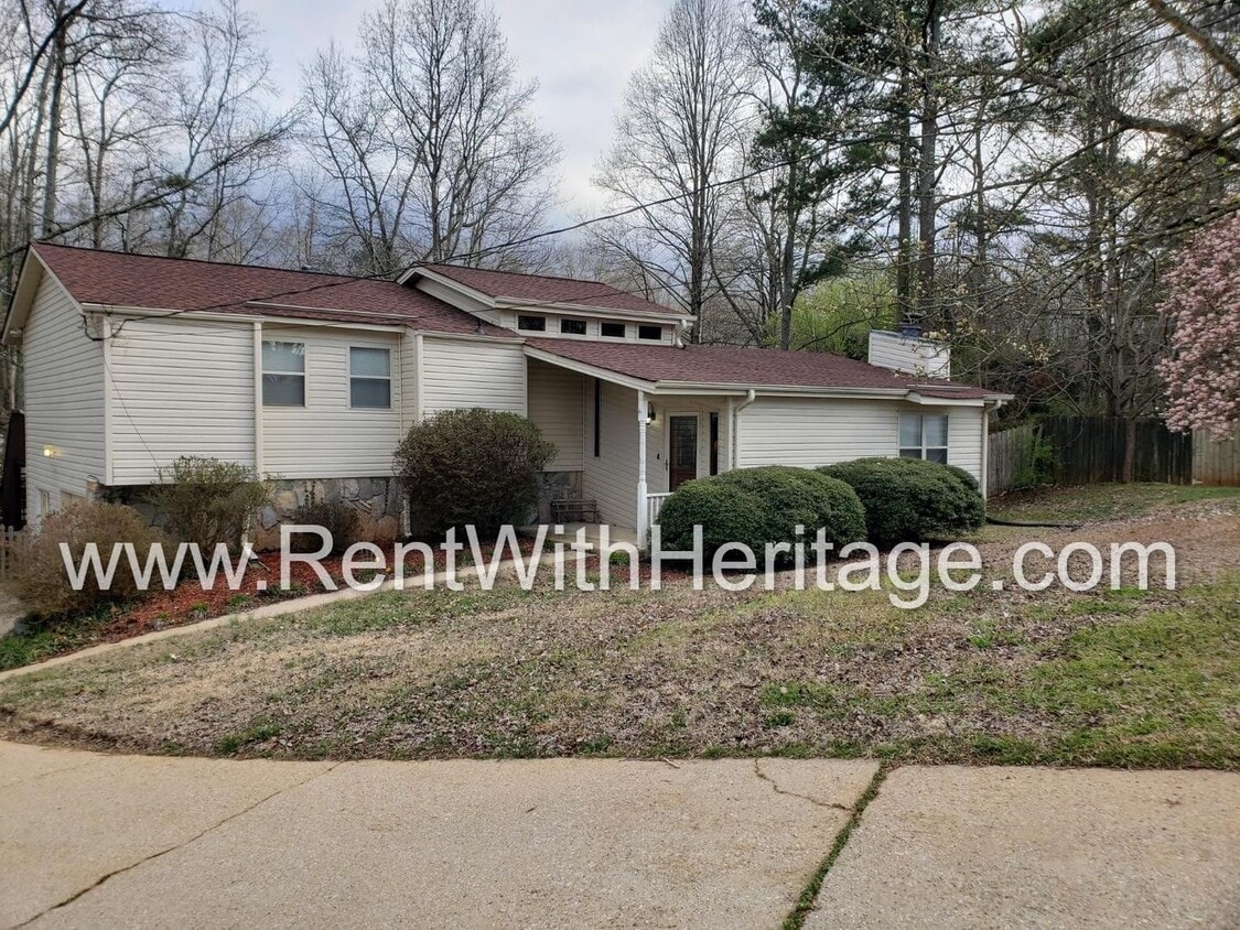 6771 Fairways Dr, Douglasville, GA 30134 House Rental in Douglasville