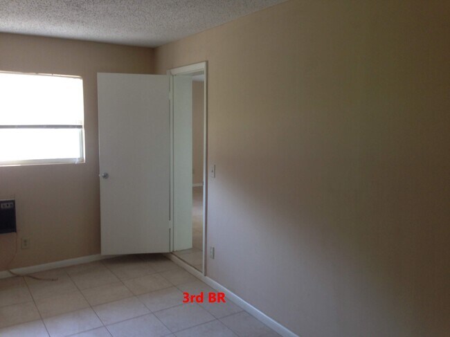 Foto del edificio - 1257 London Ave