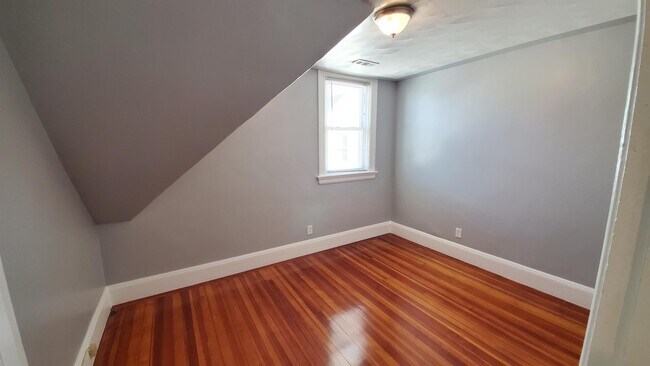 Foto del edificio - 163-165 Norwood Ave