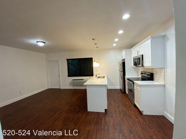 Building Photo - 3201 Aviation Ave