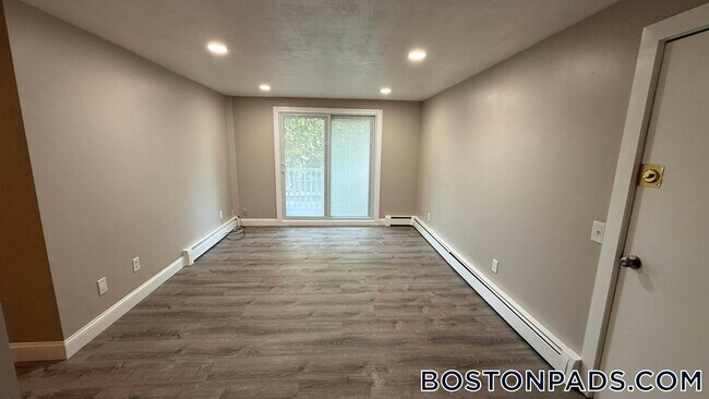 Building Photo - 6 Henry Terrace