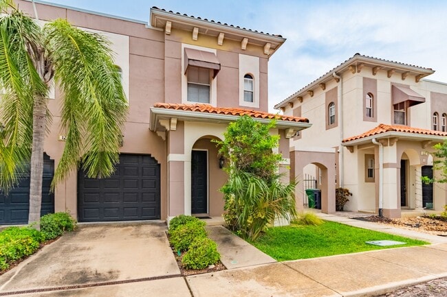 South Tampa 3 Bed / 2 Bath / 1 Car Garage ... - South Tampa 3 Bed / 2 Bath / 1 Car Garage ... House