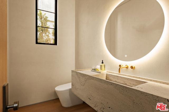 Foto del edificio - 4724 Lemona Ave