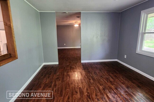 Building Photo - 1224 Maycroft Rd