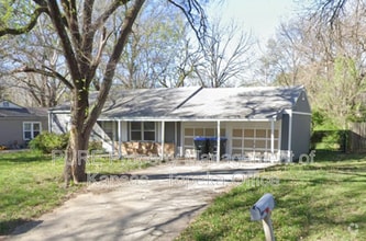 Building Photo - 2325 SW Winterwood Ln